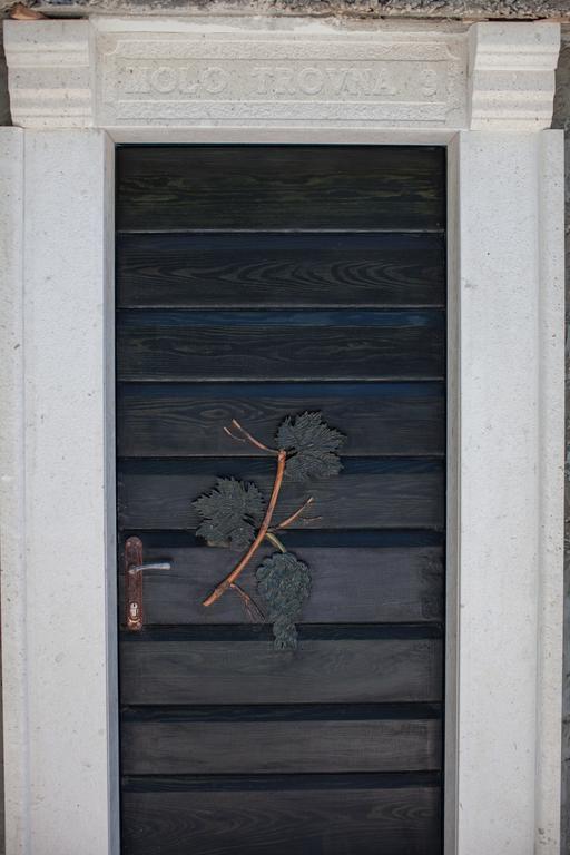 Molo Trovna Apartments Vis Kültér fotó